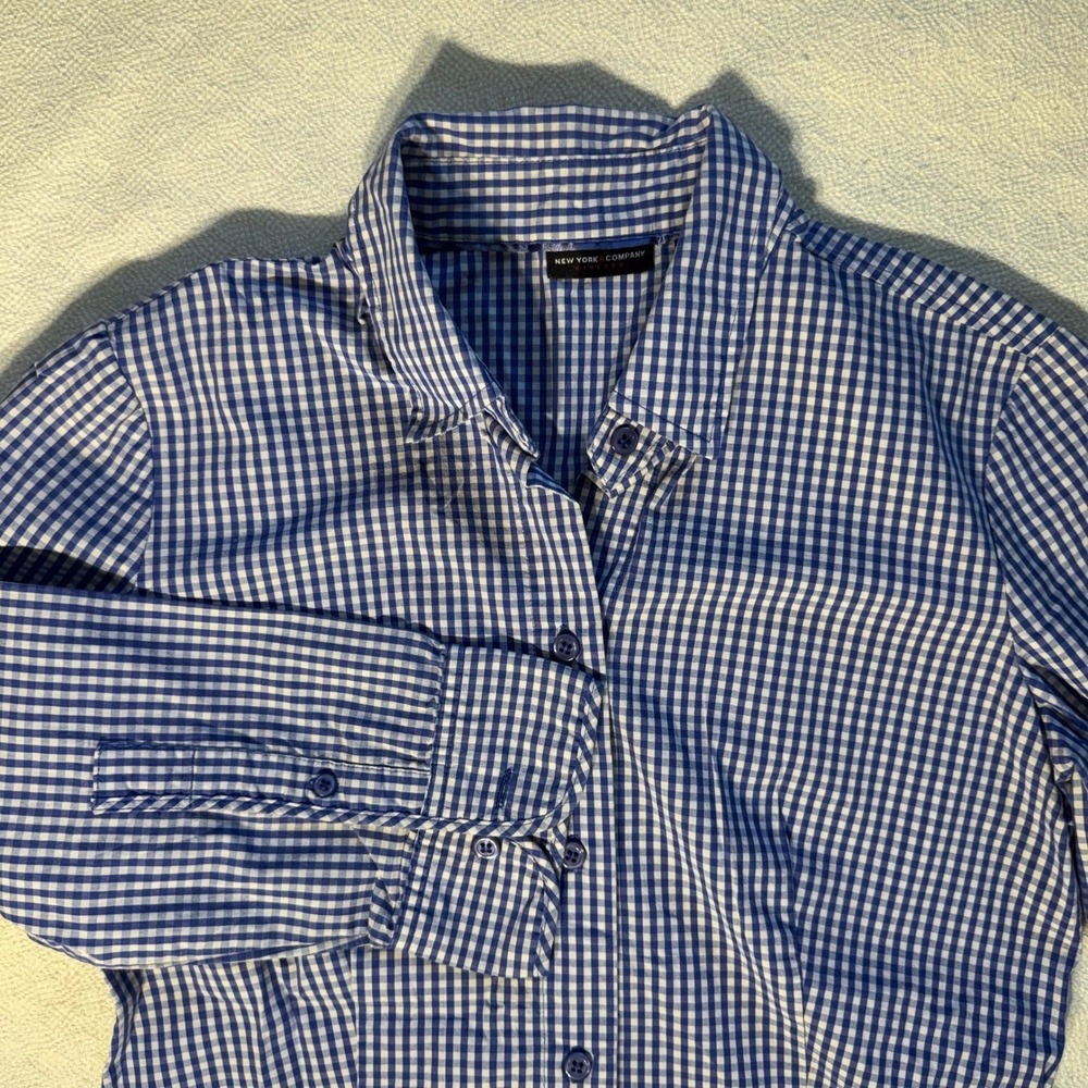 New York & Company Blue White Gingham 7th Avenue Stretch Shirt Womens Small S